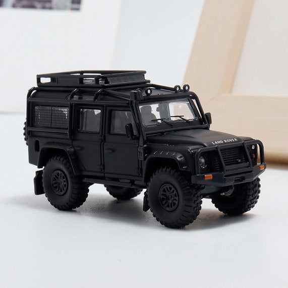 Decode Land Rover Defender 4x4 – White with Accessories | 1:64 Diecast Model Car- 5 Colors