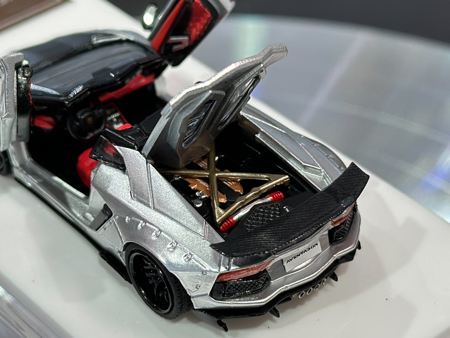 RM Lamborghini Aventador LP700-4 LBWK | 1:64 Diecast Sports Car - 2 Variants