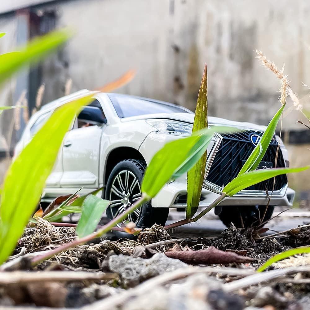 1:24 Lexus LX 570 Luxury SUV Die-Cast Model Car – Zinc Alloy Pull Back Toy Car with Openable Doors, Sound & Light (White) - Jaiman Toys