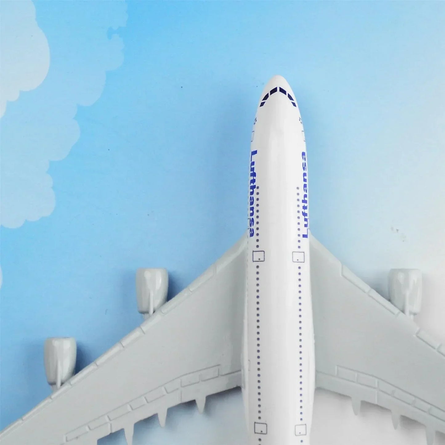 Breatoi Die-Cast Aeroplane Scale Model – Lufthansa A380 Aircraft (16 cm)
