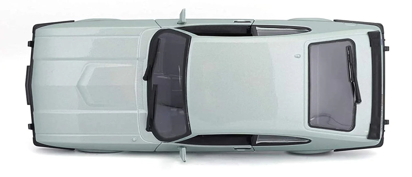 Bburago 1:24 Scale 1982 Ford Capri GT Diecast Model β Black Collectible Car