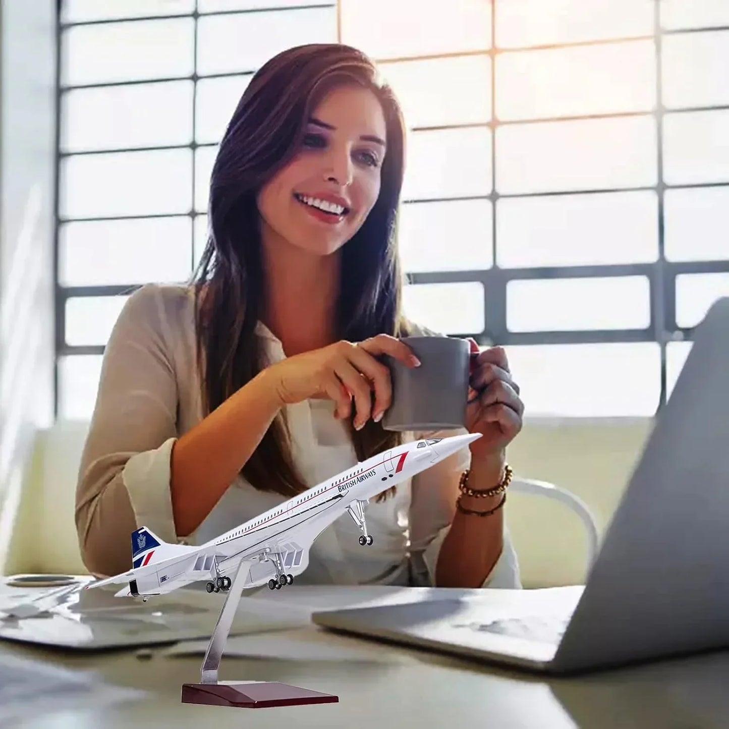 Diecast Concorde British Airways Aeroplane Model with Light – 6+ Years, Collectible Display Plane, White