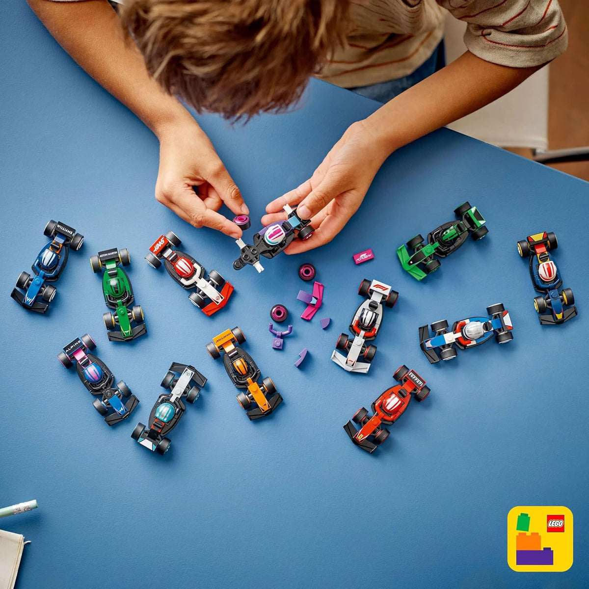 LEGO 71049 F1 Collectible Race Cars Mini F1 Vehicles with Helmets (Ages 6+) - 1 Piece Random