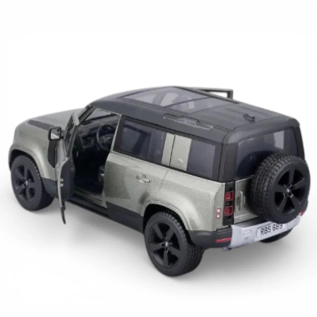 Bburago - 1:24 Scale Model Compatible with Land Rover Defender 110 Replica Miniature SUV 2022