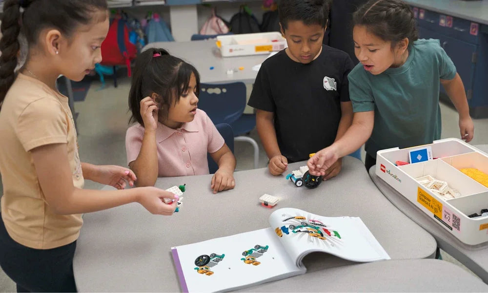 LEGO Education Computer Science & AI Kit – Grades K-2 (45520)