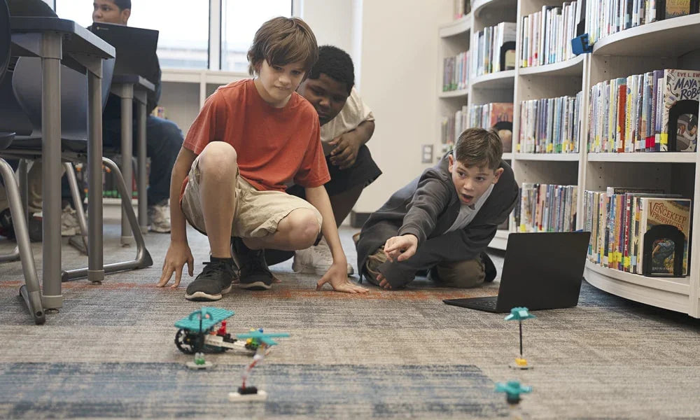 LEGO Education Computer Science & AI Kit – Grades 6-8 (45522)