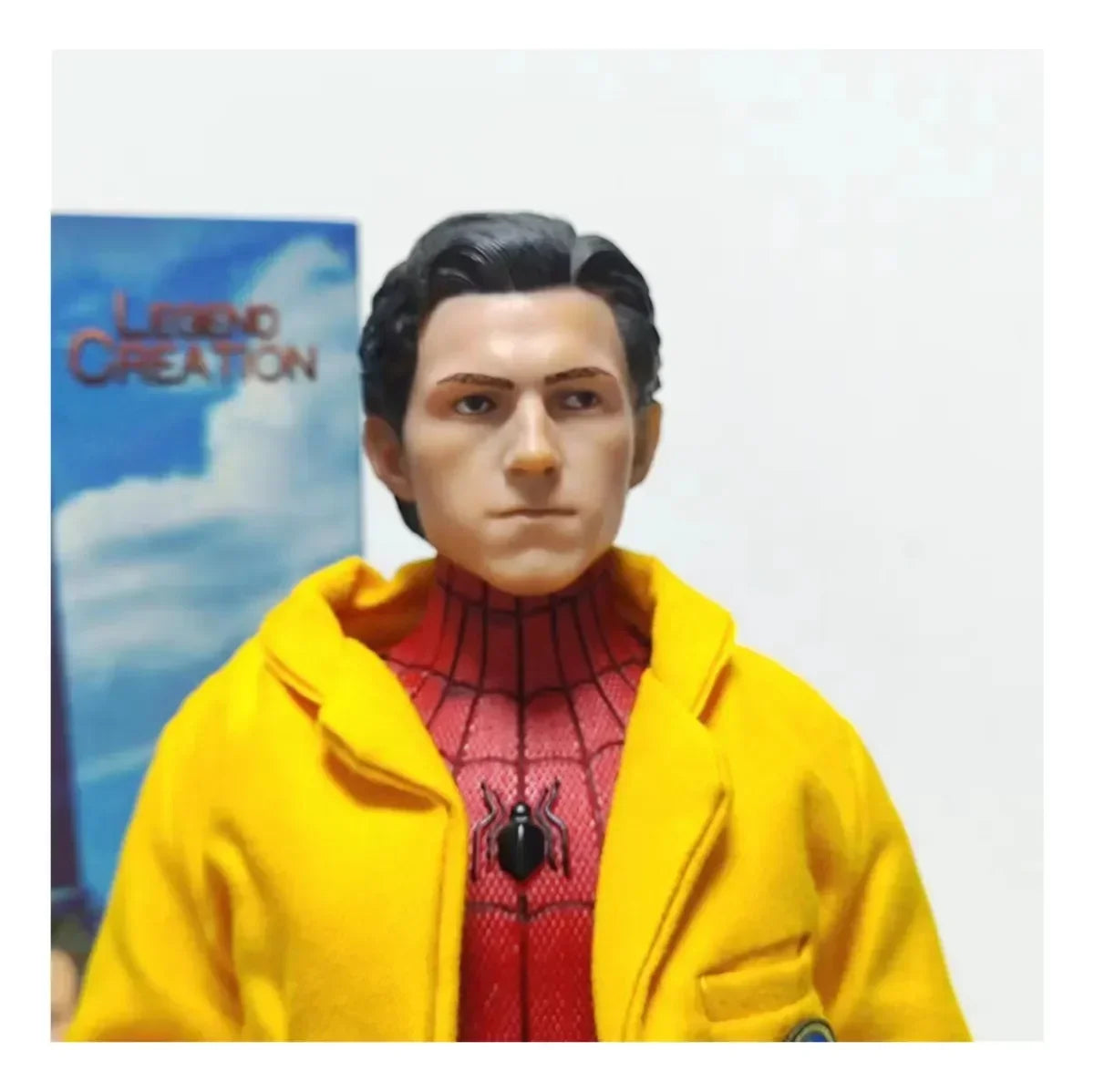 Spider-Man Homecoming Peter Parker 1/6 Scale Collectible Figure | Deluxe Version | Movie Inspired Display Statue