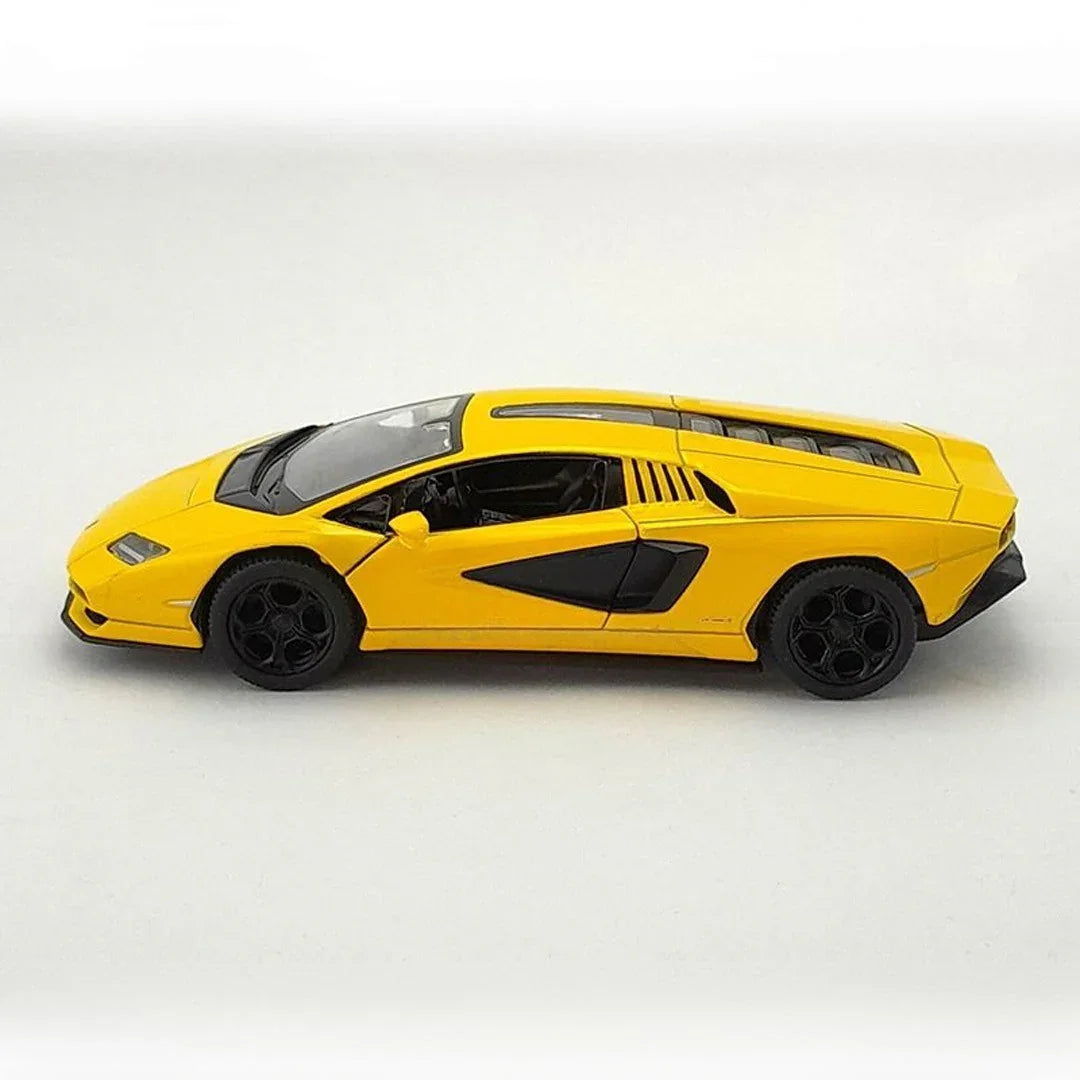 KiNSMART 1:38 Lamborghini Countach LPI 800-4 Diecast Model Car β Pullback, Openable Doors, Collectible Toy- Yellow - Jaiman Toys