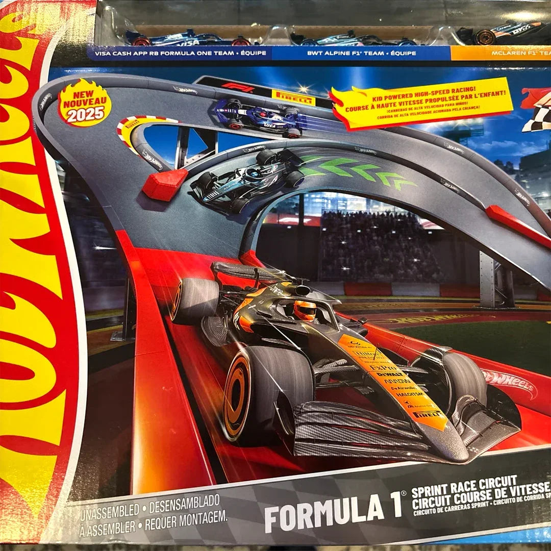 Hot Wheels Formula 1 Racing Track Playset with Speed Launcher & Mini Cars