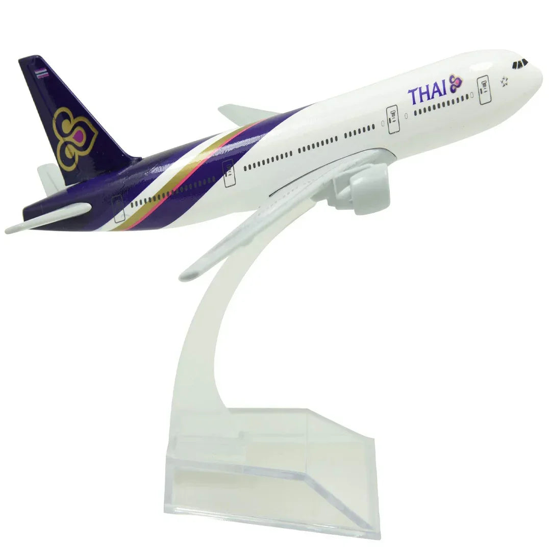 Breatoi 1:400 Die-Cast Aircraft Model Collection (16 cm) with Display Stand – International Airline Jet Showpieces
