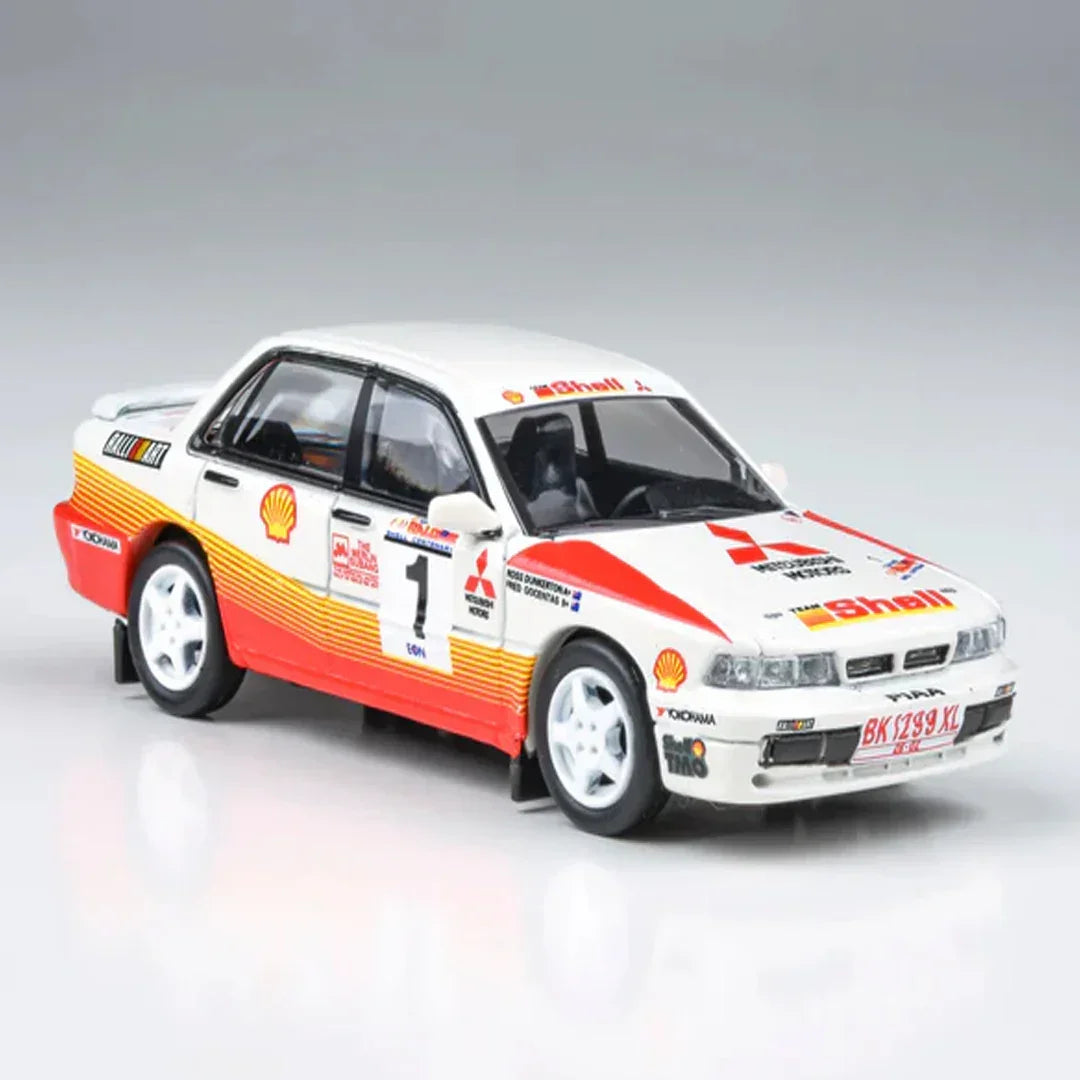 PARA64 1:64 Mitsubishi Lancer Evolution Rally Diecast Model – Classic Racing Livery Collectible