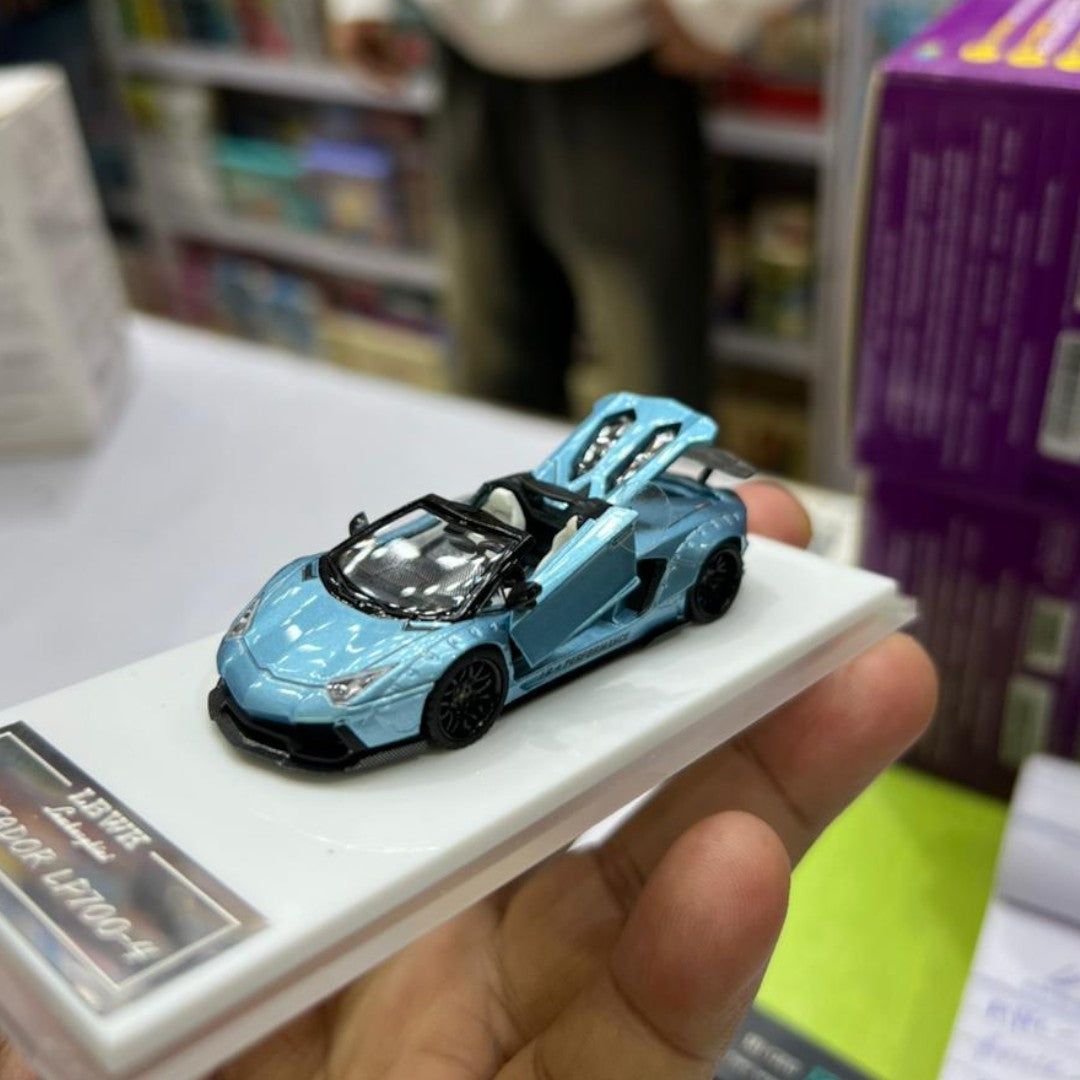 RM 1:64 Lamborghini Aventador LP700-4 – Light Blue Diecast Model Car
