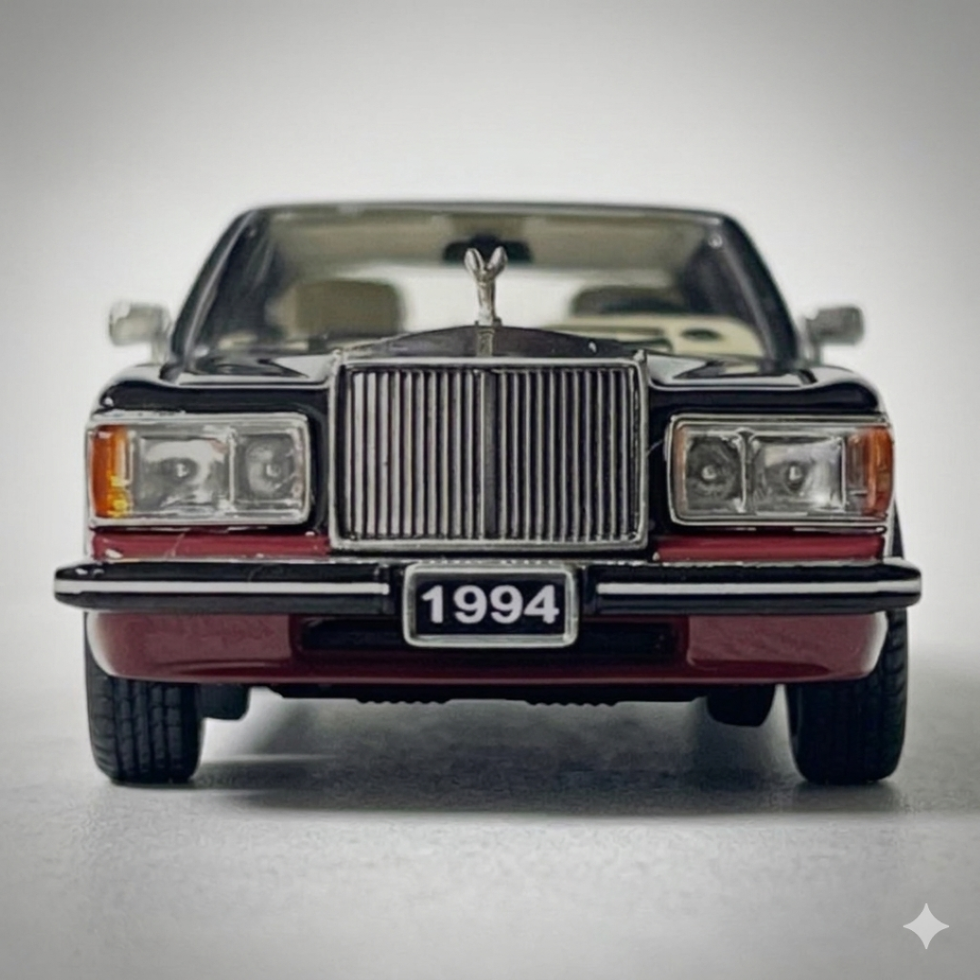 GFCC 1:64 1994 Rolls-Royce Silver Spur III 1:64 Diecast Model Car | Black | Premium Acrylic Display Box