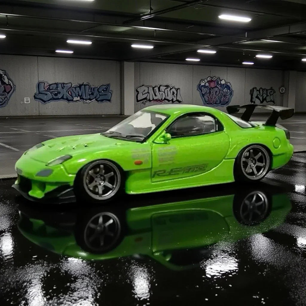 BSC 1:64 MAZDA RX-7 Green Diecast Car Model