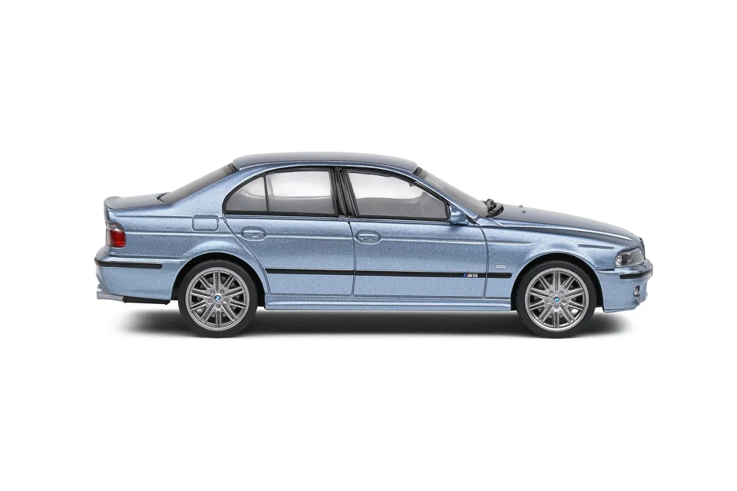 Solido: BMW M5 E39 – Silver Water Blue -2000 (Scale 1:43) - Jaiman Toys