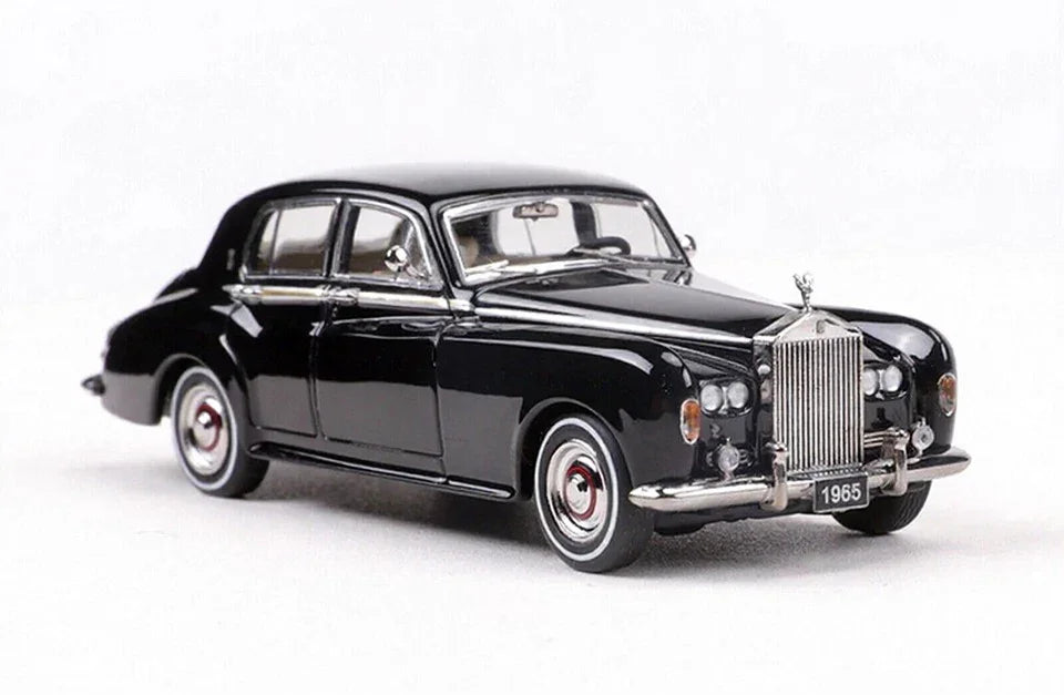 GFCC 1:64 Scale 1965 Rolls-Royce Silver Cloud III Black Diecast Car Model - Jaiman Toys