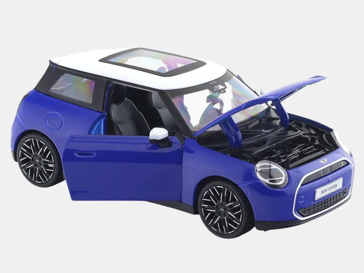 Maisto Mini Cooper SE (J01) 1:24 Scale Diecast Model Car – Collector’s Edition Blue with White Roof