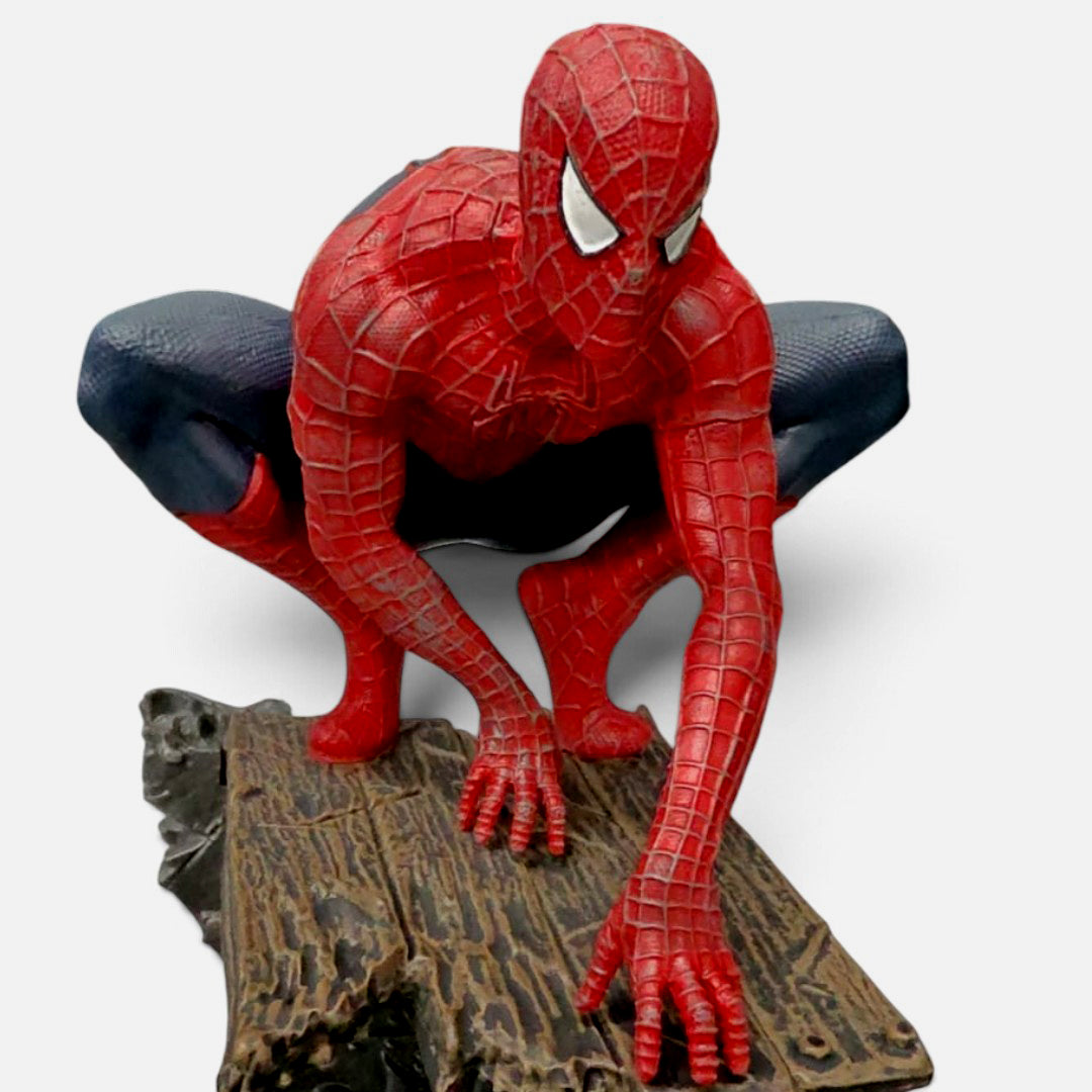 Marvel Spider-Man Crouching Pose Collectible Statue (7 inch) – Superhero Display Figure with Urban Base | BCX