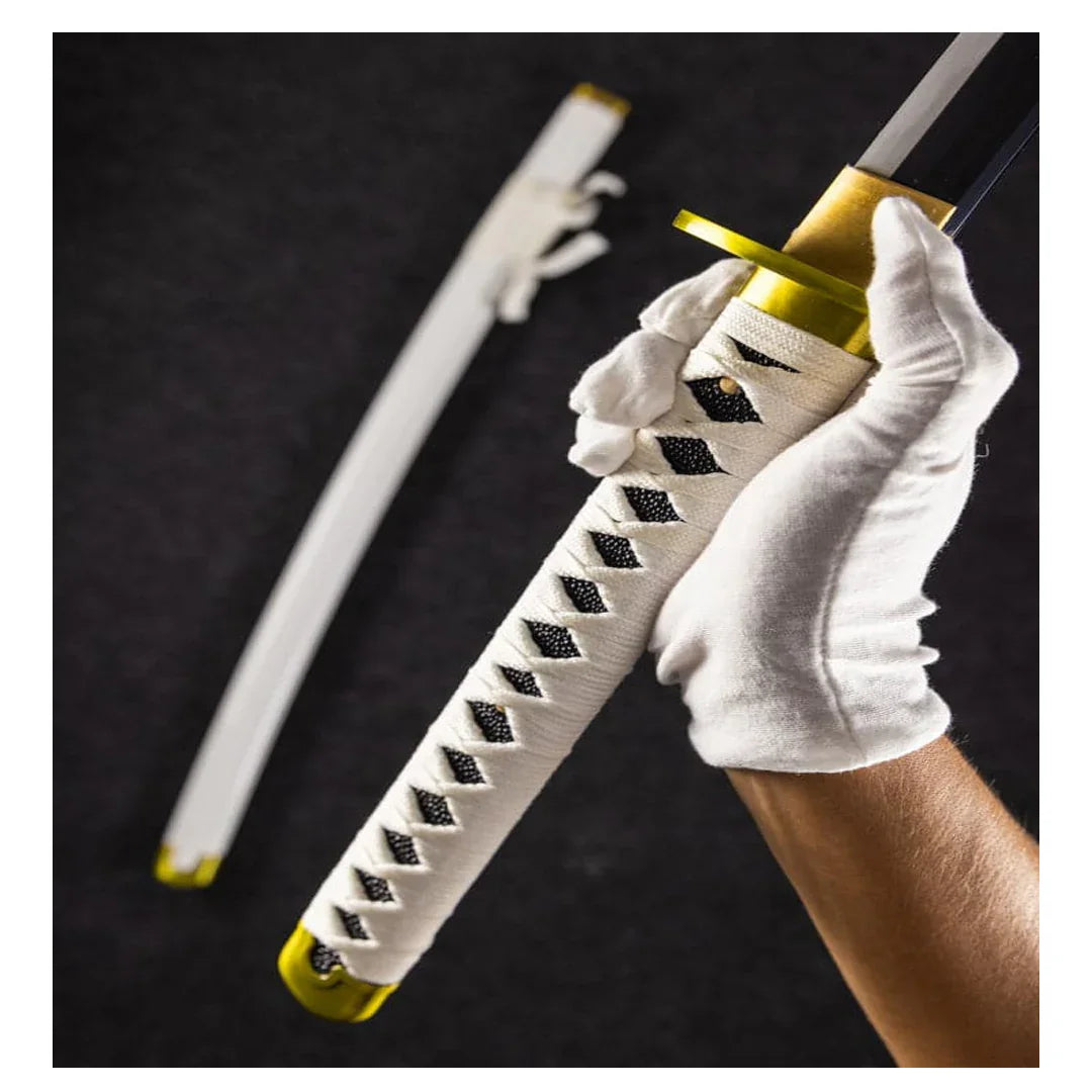 Zoro’s Wado Ichimonji Sword – One Piece Anime Wooden Katana 104cm With Light Effect | White Samurai Sword for Cosplay, Roleplay & Collectors