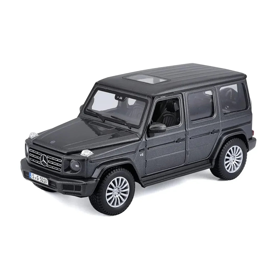 Maisto 1:24 Mercedes-Benz G-Class Grey | Licensed Diecast SUV Model Car for Collectors (14+)