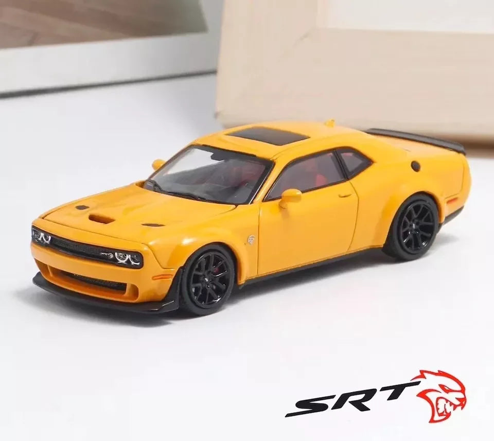 Street Weapon BENZ-W140 Yellow Diecast 1:64 Scale Car Model - Jaiman Toys