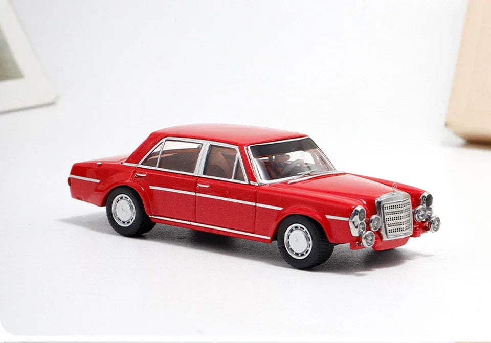 BSC 1:64 300SEL W109 AMG 6.8 Classic Red Model Diecast Metal Car - Jaiman Toys