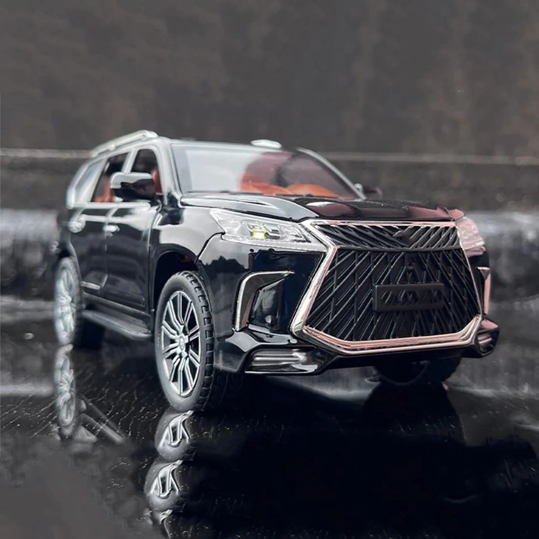 Joy Junction 1:24 Scale Lexus LX570 Diecast Car Model – Black Zinc Alloy Pull Back Toy Car with Sound & Light
