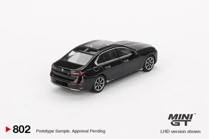Mini GT 1:64 BMW i7 xDrive60 Black Sapphire | Luxury Electric Sedan Diecast (Blister Pack)