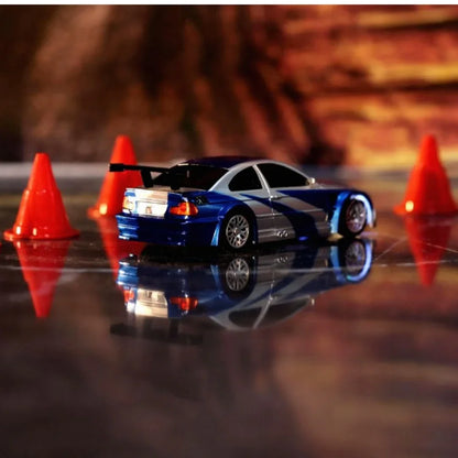 Chassis Model 1:43 RC Drift Race Car 4WD Ready to Go Mini Car Toy With Gyro