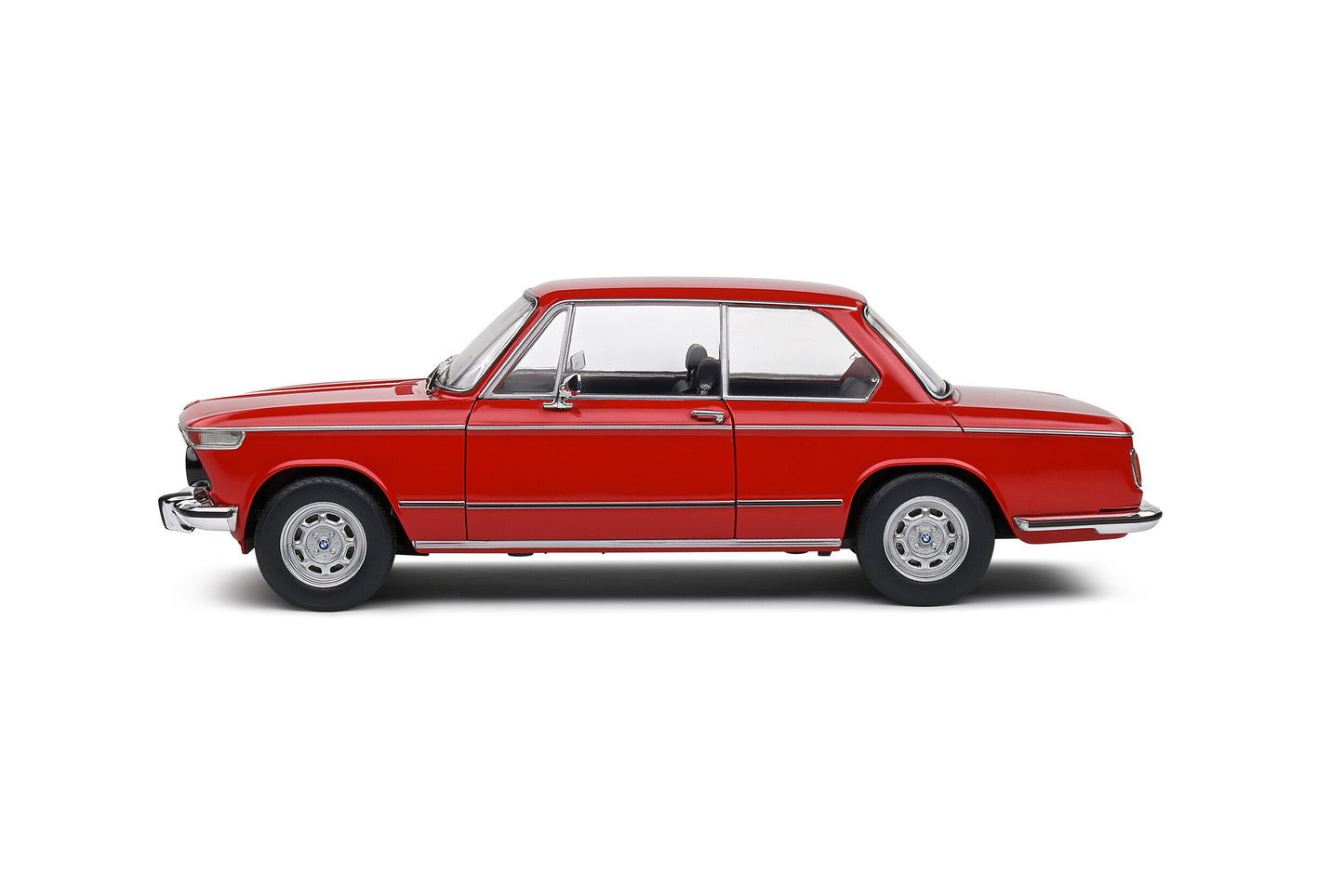 Solido 1:18 BMW 1602 Die-Cast Model Car – Classic Red Collector Scale Vehicle