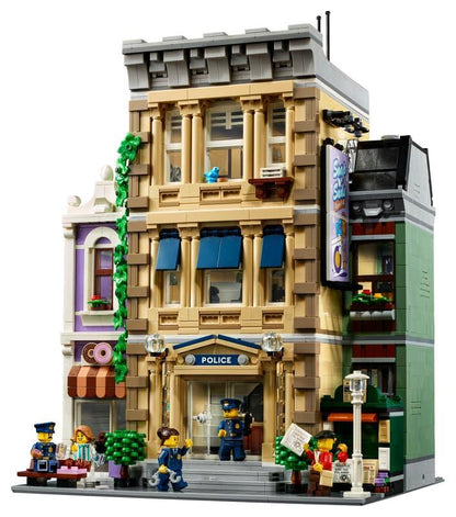 LEGO Creator Expert 10278 Police Station Building Kit (2,923 Pieces)