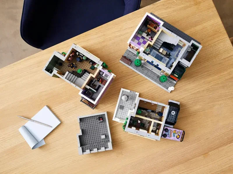 LEGO Creator Expert 10278 Police Station Building Kit (2,923 Pieces)