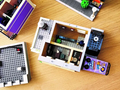 LEGO Creator Expert 10278 Police Station Building Kit (2,923 Pieces)