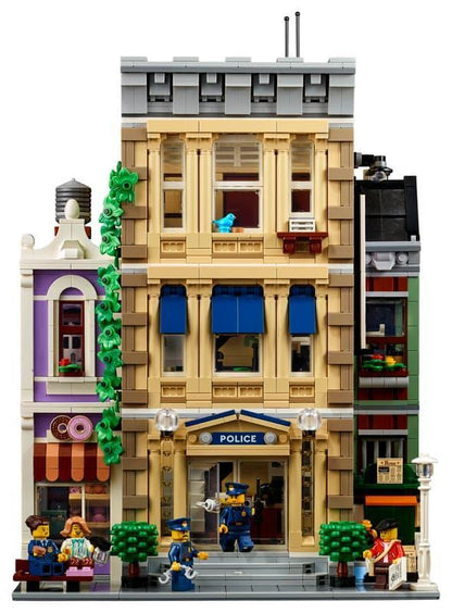 LEGO Creator Expert 10278 Police Station Building Kit (2,923 Pieces)