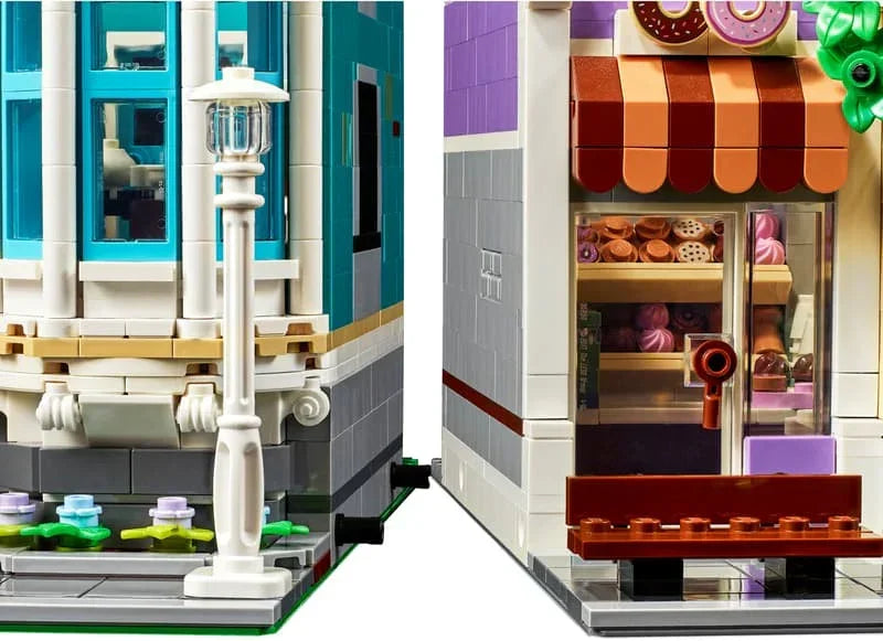 LEGO Creator Expert 10278 Police Station Building Kit (2,923 Pieces)