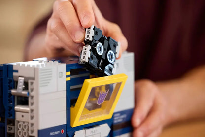 LEGO Icons 10358 Transformers: Soundwave Building Set – 1505 Pieces, Transforming Robot & Cassette Player Model