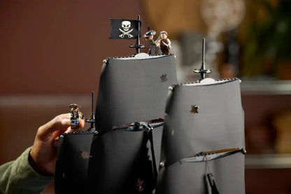 LEGO® 10365 Icons Captain Jack Sparrow’s Pirate Ship – Collectible Pirates of the Caribbean Ship Model ( 2862 Pieces)