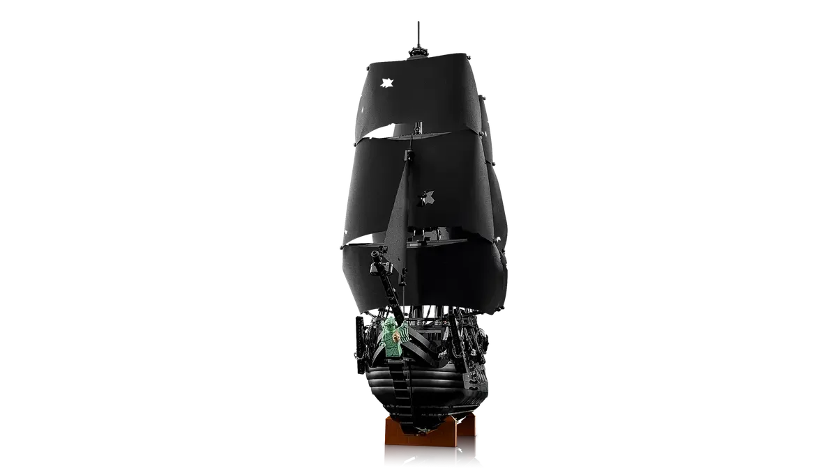 LEGO® 10365 Icons Captain Jack Sparrow’s Pirate Ship – Collectible Pirates of the Caribbean Ship Model ( 2862 Pieces)