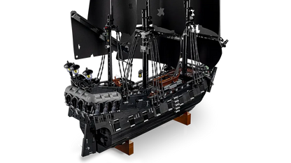 LEGO® 10365 Icons Captain Jack Sparrow’s Pirate Ship – Collectible Pirates of the Caribbean Ship Model ( 2862 Pieces)
