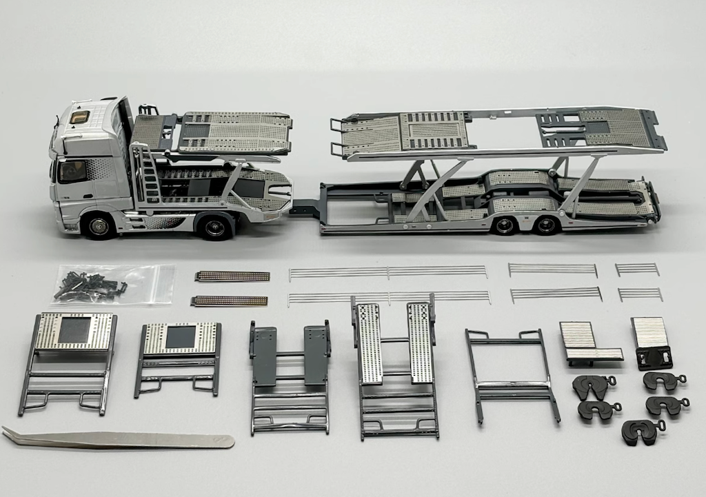 GCD 1:64 Silver AMG Actros Gigaspace 4x2 Trailer Truck Model Diecast Metal Car