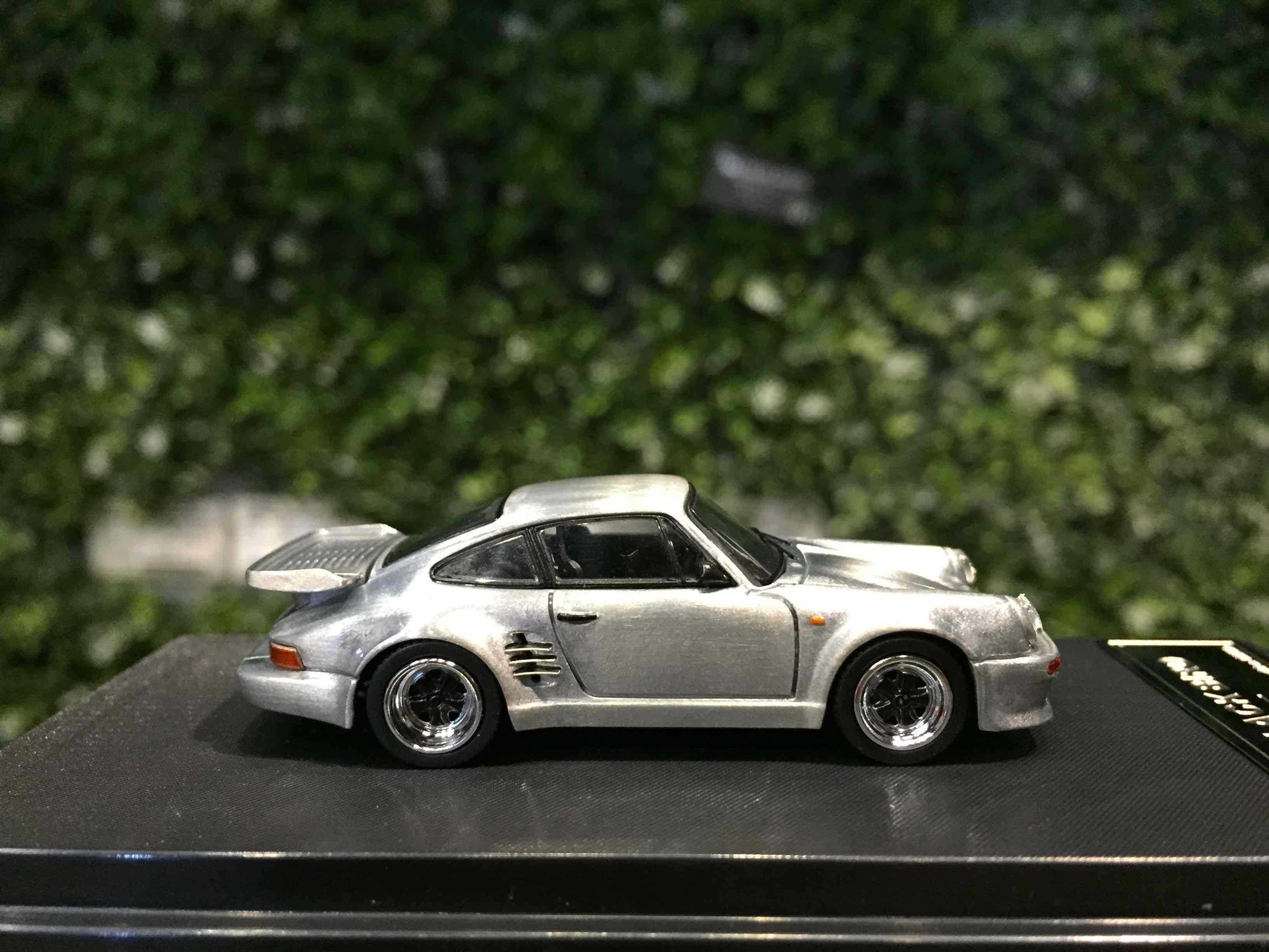 BSC 930 Black Bird Porsche Silver Metalic 1:64 Scale die-cast model car - Jaiman Toys