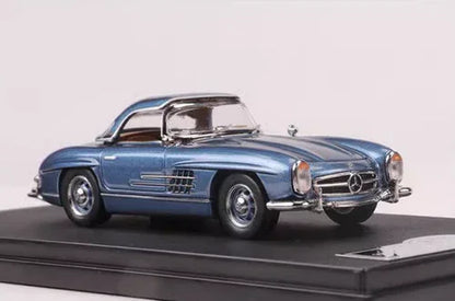 GFCC 1960 Mercedes-Benz 300SL Roadster Ice Blue 1/64 Scale Diecast Model Car - Jaiman Toys