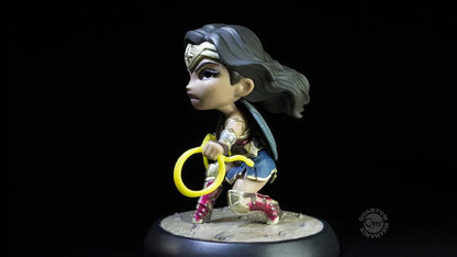 Justice League – Wonder Woman Q-Fig Diorama by Quantum Mechanix (QMx) - Jaiman Toys