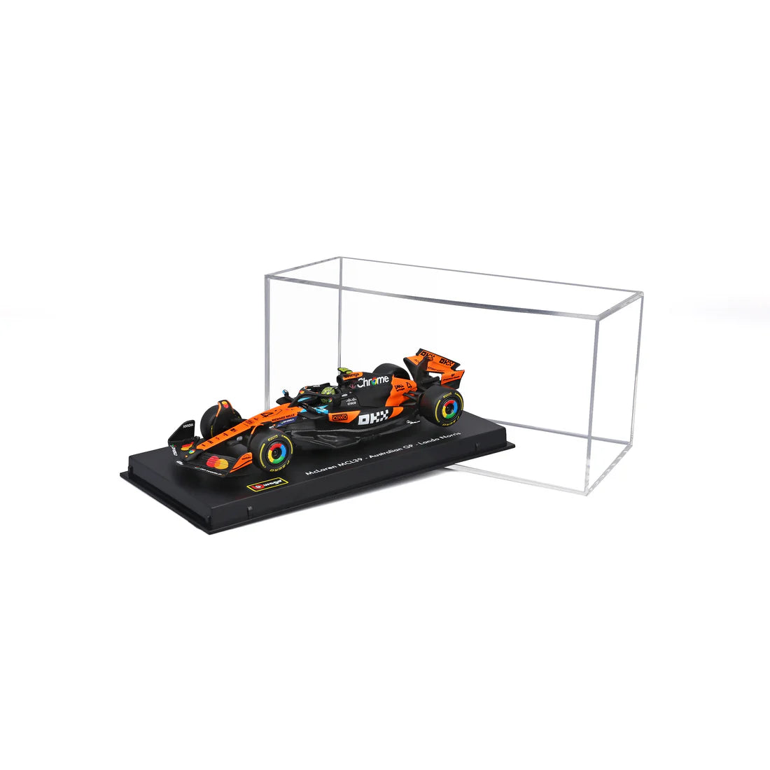 Bburago 1:43 McLaren MCL39 #4 Lando Norris 2025 Formula 1 Diecast Car with Display Base & Case