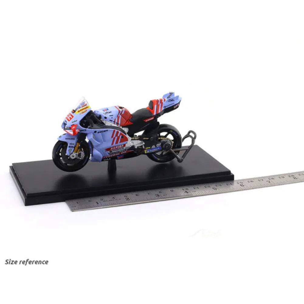 Maisto Ducati GP23 No. 93 Gresini Racing MotoGP Motorcycle Model with Display Stand | Racing Bike Collectible