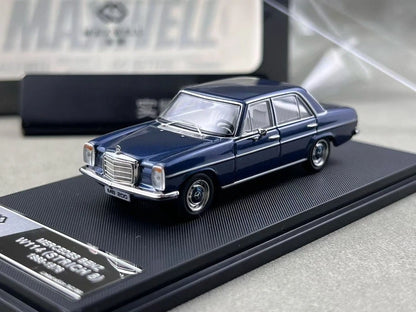 Maxwell Model 1:64 Mercedes-Benz W114 Strich 8 Blue Die-Cast Model Car | Classic Luxury Sedan Collectible with Display Base