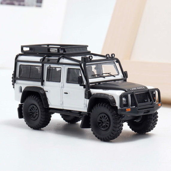 Decode Land Rover Defender 4x4 – White with Accessories | 1:64 Diecast Model Car- 5 Colors