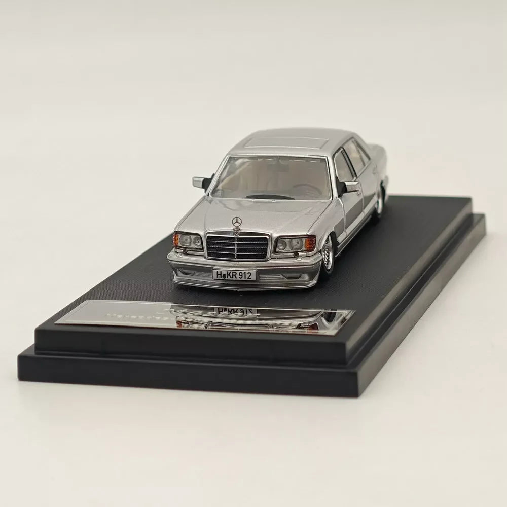 MERCEDES BENZ 560SEL W126 Silver 1/64 Diecast Car 6Gen Silver Low-Lung Edition MODEL BY MASTER - Jaiman Toys