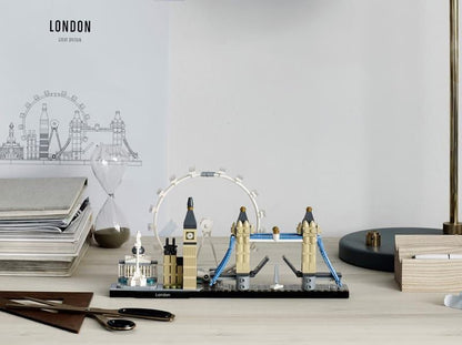 LEGO Architecture 21034  London Skyline Collection (468 pieces)