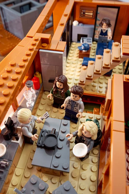 LEGO Ideas Twilight The Cullen House 21354 Building Set for Adults – Collectible Twilight Saga Display Model (2,001 Pieces)